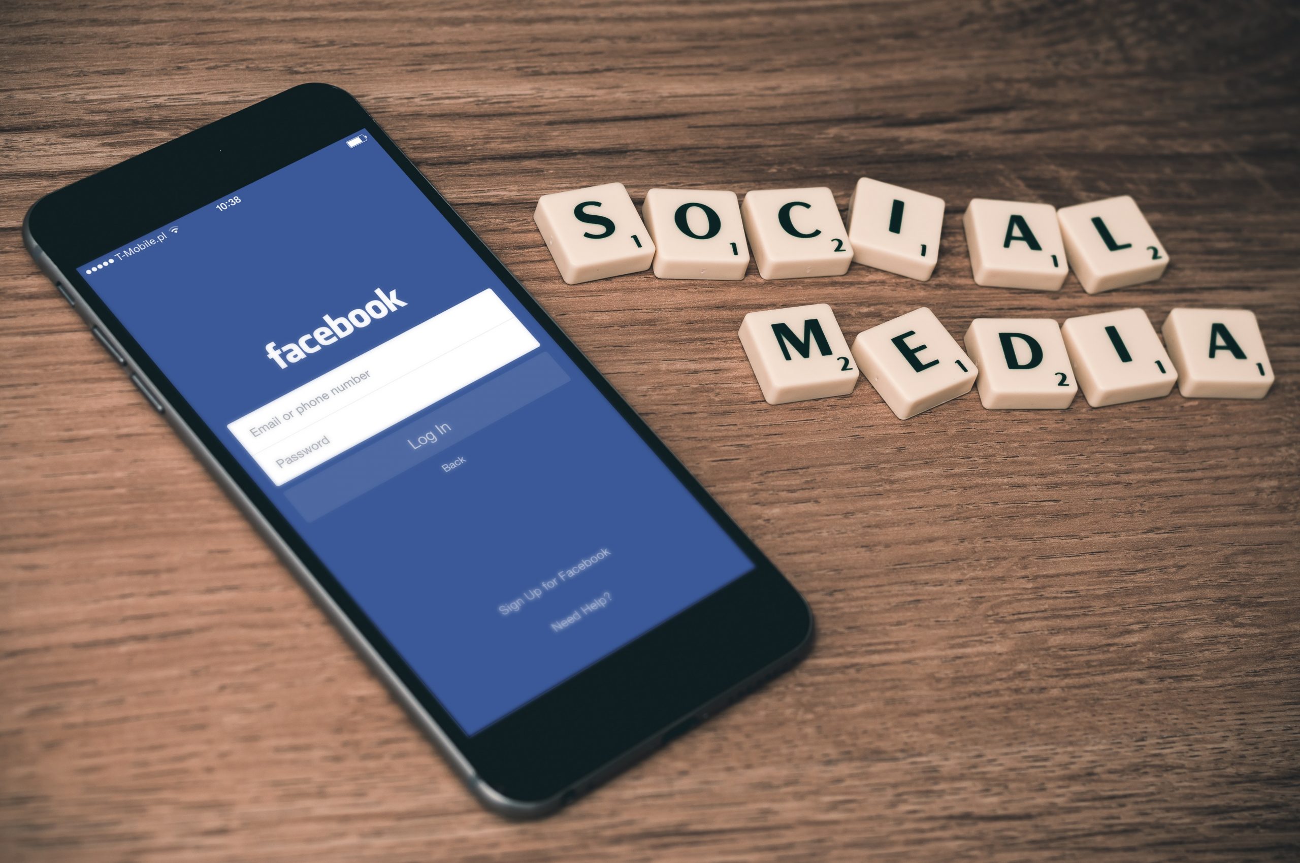 Aprende a venderte en Redes Sociales y encuentra empleo