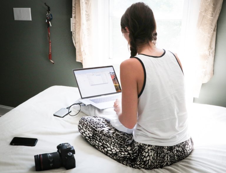Digital nomad
